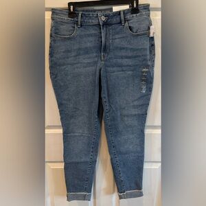 NWT Maurices Jegging Vintage High Rise Size Large Inseam 28 Inches